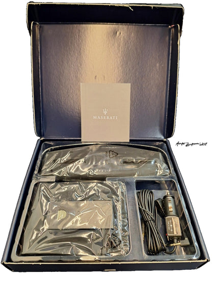 TABLETHALTER UNIVERSAL